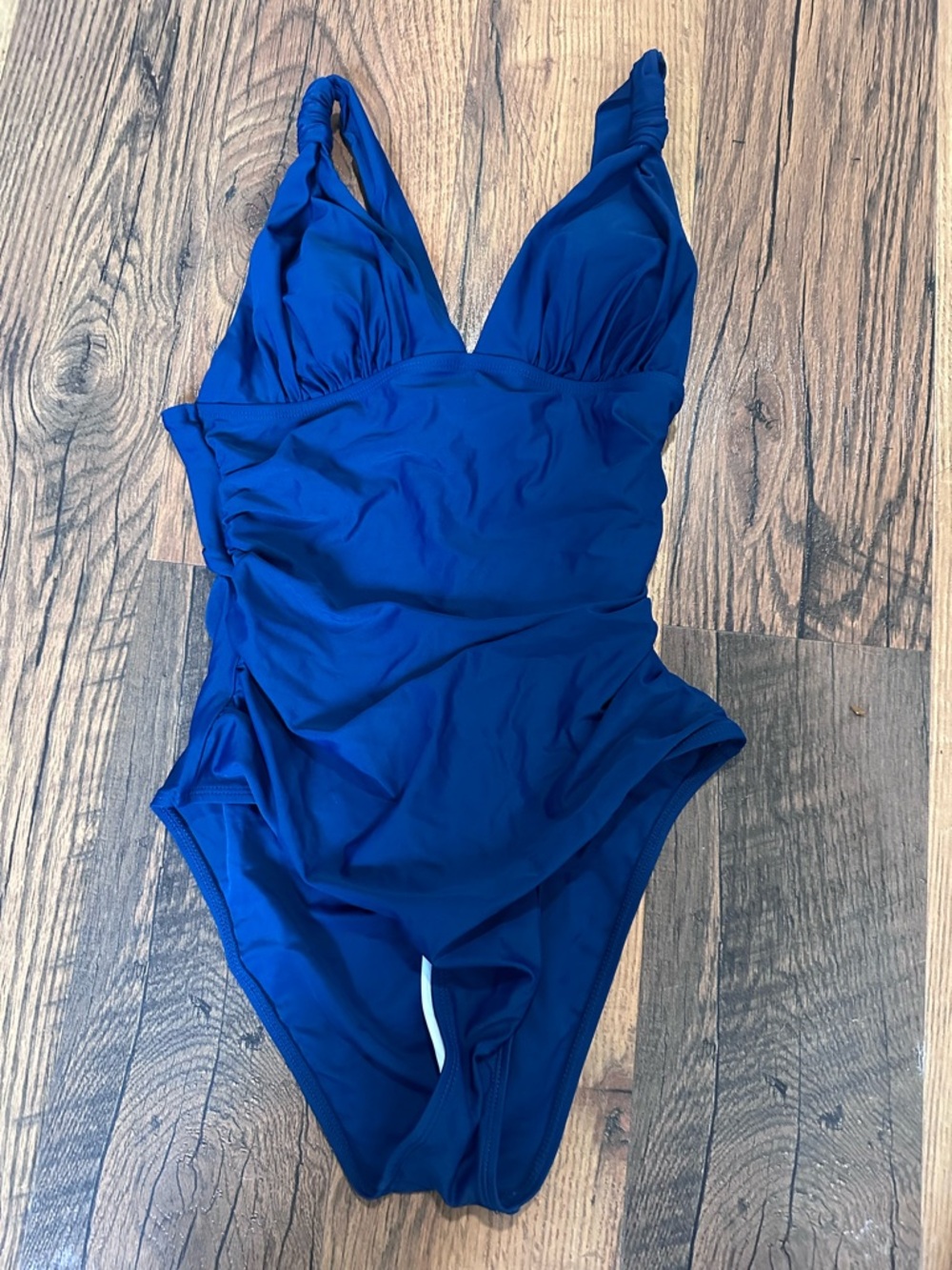 Cupshe Royal Blue V-Neck One-Piece Swimsuit